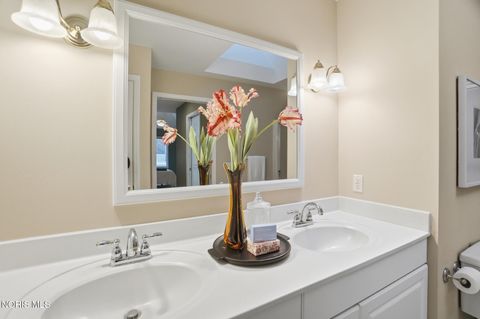 Tiny photo for 2241 Big Hickory Run, Sylvania, OH 43560 (MLS # 10005361)