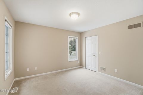 Tiny photo for 2241 Big Hickory Run, Sylvania, OH 43560 (MLS # 10005361)