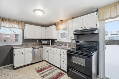 Tiny photo for 145 Madison Avenue, Findlay, OH 45840 (MLS # 10002753)