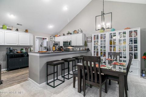 Tiny photo for 8367 Fossil Avenue, Sylvania, OH 43560 (MLS # 10000352)