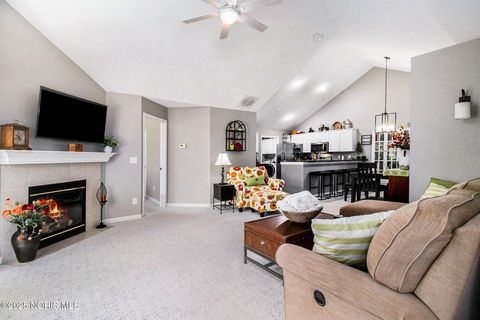 Tiny photo for 8367 Fossil Avenue, Sylvania, OH 43560 (MLS # 10000352)