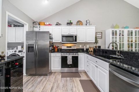 Tiny photo for 8367 Fossil Avenue, Sylvania, OH 43560 (MLS # 10000352)