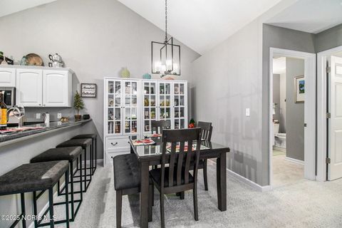 Tiny photo for 8367 Fossil Avenue, Sylvania, OH 43560 (MLS # 10000352)