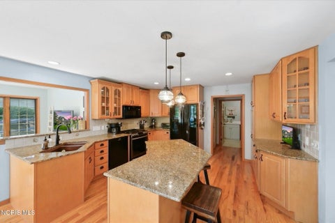 Tiny photo for 3505 Cedar Creek Court, Maumee, OH 43537 (MLS # 10009940)