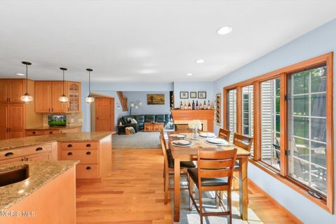 Tiny photo for 3505 Cedar Creek Court, Maumee, OH 43537 (MLS # 10009940)