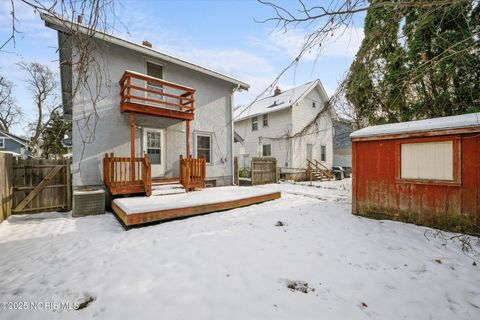 Tiny photo for 1743 Kensington Road, Toledo, OH 43607 (MLS # 10002095)