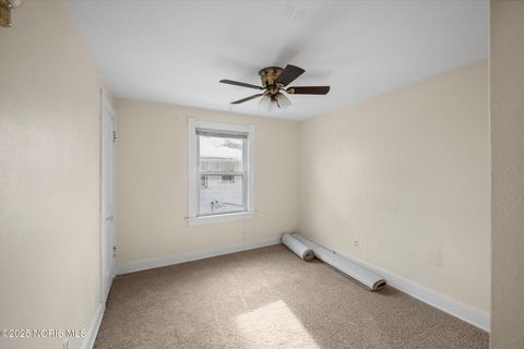 Tiny photo for 1743 Kensington Road, Toledo, OH 43607 (MLS # 10002095)