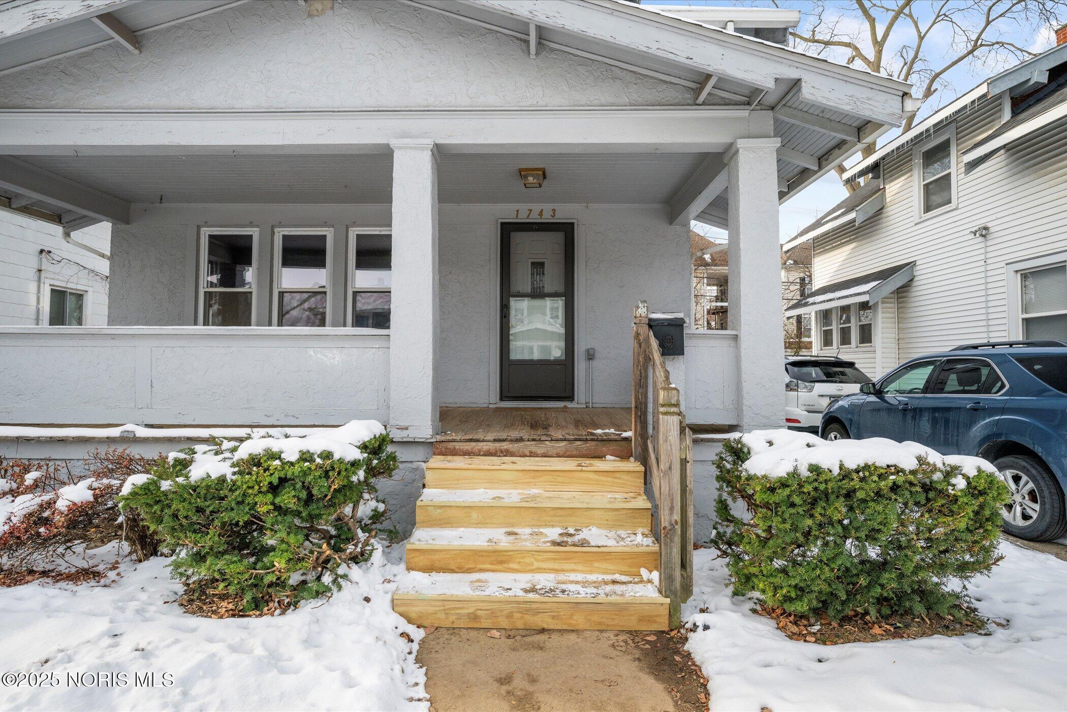 1743 Kensington Road