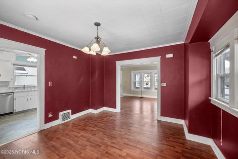 Tiny photo for 1743 Kensington Road, Toledo, OH 43607 (MLS # 10002095)