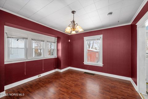 Tiny photo for 1743 Kensington Road, Toledo, OH 43607 (MLS # 10002095)