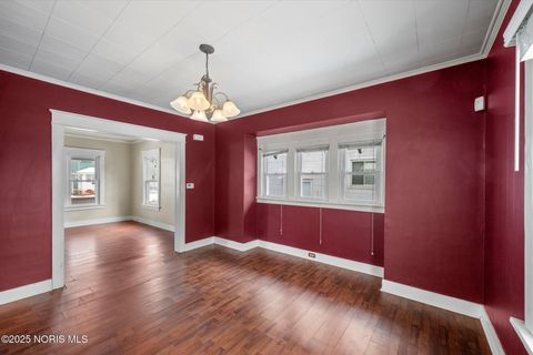 Tiny photo for 1743 Kensington Road, Toledo, OH 43607 (MLS # 10002095)