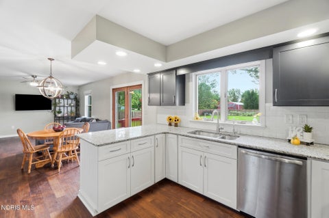 Tiny photo for 9815 Monclova Road, Monclova, OH 43542 (MLS # 10014558)