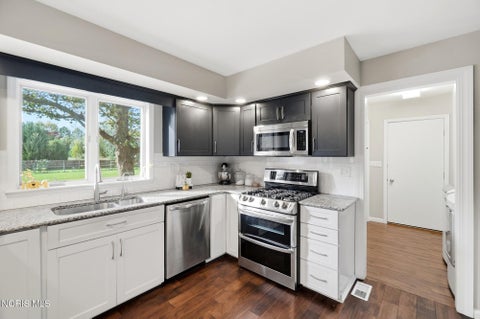 Tiny photo for 9815 Monclova Road, Monclova, OH 43542 (MLS # 10014558)