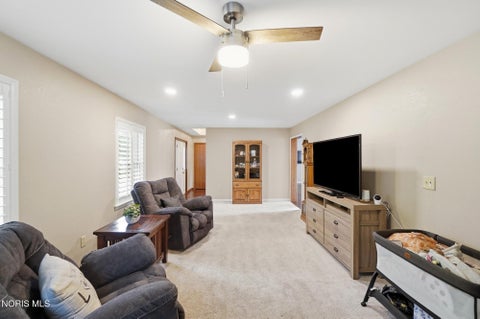 Tiny photo for 9815 Monclova Road, Monclova, OH 43542 (MLS # 10014558)