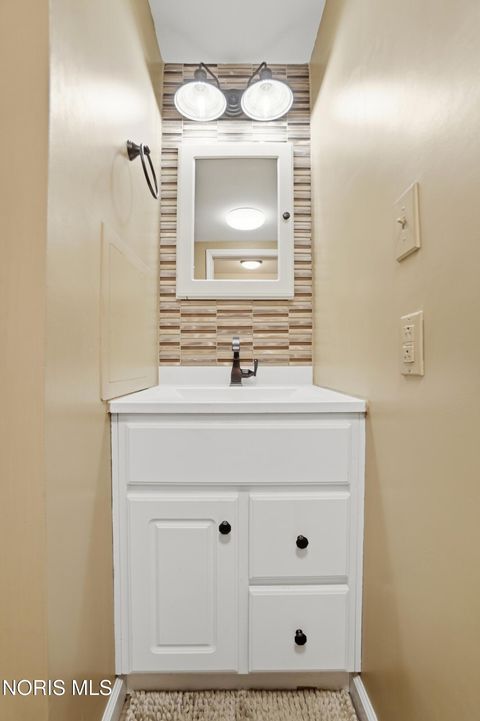 Tiny photo for 217 Prentiss Avenue, Findlay, OH 45840 (MLS # 10004610)