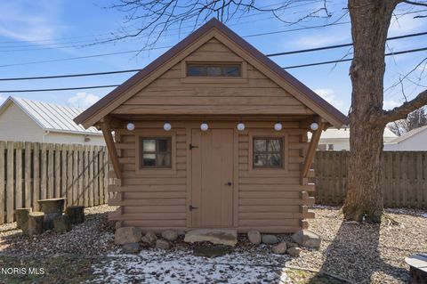 Tiny photo for 217 Prentiss Avenue, Findlay, OH 45840 (MLS # 10004610)