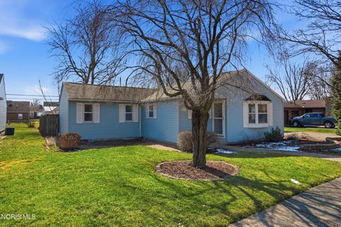 Tiny photo for 217 Prentiss Avenue, Findlay, OH 45840 (MLS # 10004610)