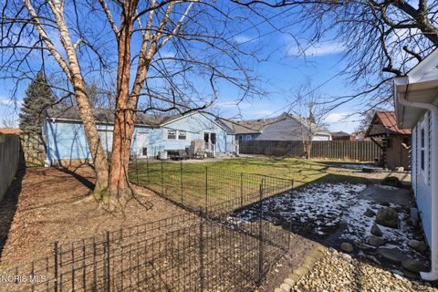 Tiny photo for 217 Prentiss Avenue, Findlay, OH 45840 (MLS # 10004610)