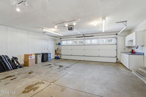 Tiny photo for 217 Prentiss Avenue, Findlay, OH 45840 (MLS # 10004610)