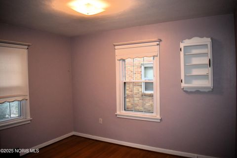 Tiny photo for 2657 Letchworth Parkway, Toledo, OH 43606 (MLS # 10001135)