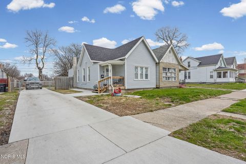Photo of 547 Church Street, Toledo, OH 43605 (MLS # 10006016)