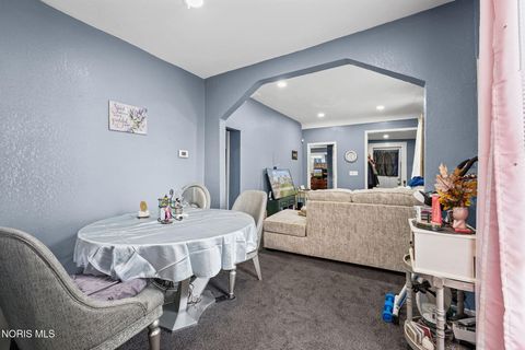 Tiny photo for 547 Church Street, Toledo, OH 43605 (MLS # 10006016)