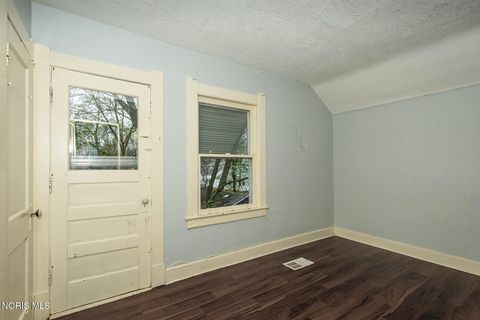 Tiny photo for 4211 Jackman Road, Toledo, OH 43612 (MLS # 10006537)