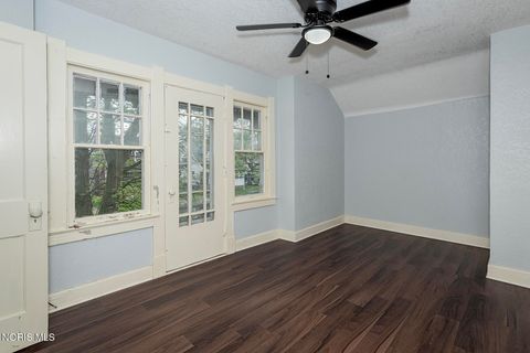 Tiny photo for 4211 Jackman Road, Toledo, OH 43612 (MLS # 10006537)