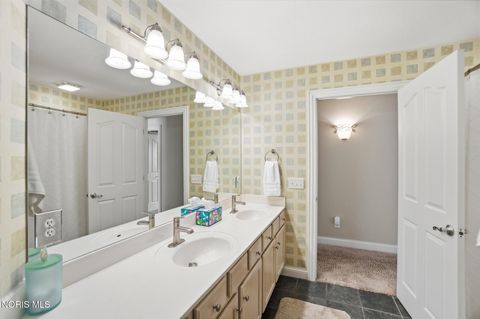 Tiny photo for 8766 Willow Pond Boulevard, Sylvania, OH 43560 (MLS # 10007634)