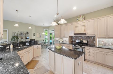 Tiny photo for 8766 Willow Pond Boulevard, Sylvania, OH 43560 (MLS # 10007634)