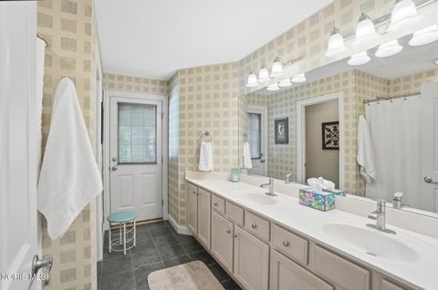 Tiny photo for 8766 Willow Pond Boulevard, Sylvania, OH 43560 (MLS # 10007634)