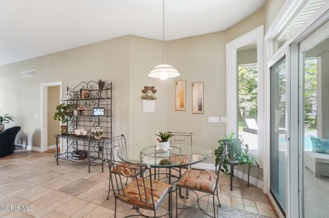 Tiny photo for 8766 Willow Pond Boulevard, Sylvania, OH 43560 (MLS # 10007634)