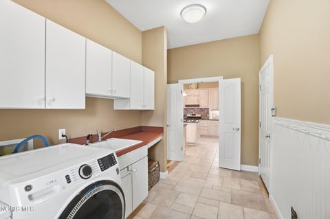 Tiny photo for 8766 Willow Pond Boulevard, Sylvania, OH 43560 (MLS # 10007634)