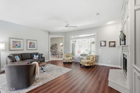 Tiny photo for 8766 Willow Pond Boulevard, Sylvania, OH 43560 (MLS # 10007634)