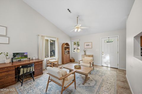 Tiny photo for 3240 Marsrow Avenue, Toledo, OH 43615 (MLS # 10010945)