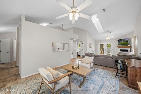 Tiny photo for 3240 Marsrow Avenue, Toledo, OH 43615 (MLS # 10010945)
