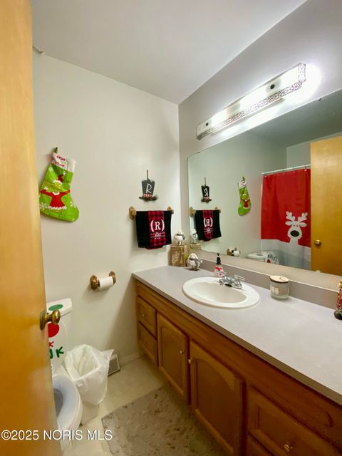 Tiny photo for 3300 Cromwell Drive, Oregon, OH 43616 (MLS # 10002360)