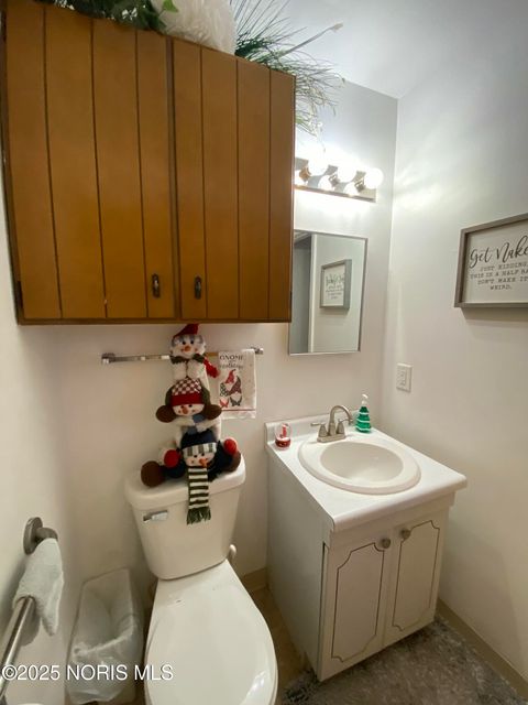 Tiny photo for 3300 Cromwell Drive, Oregon, OH 43616 (MLS # 10002360)