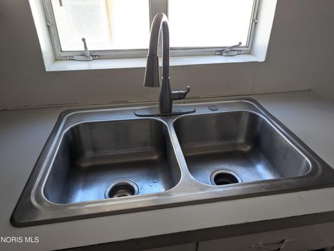 Tiny photo for 1748 Freeman Street, Toledo, OH 43606 (MLS # 10004997)