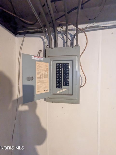 Tiny photo for 1748 Freeman Street, Toledo, OH 43606 (MLS # 10004997)