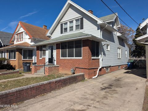 Photo of 1748 Freeman Street, Toledo, OH 43606 (MLS # 10004997)