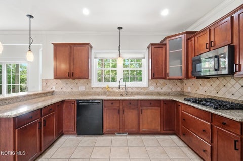 Tiny photo for 26413 Catawba Drive, Perrysburg, OH 43551 (MLS # 10010951)