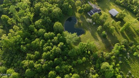 Tiny photo for 16286 County Road 149, Defiance, OH 43512 (MLS # 10008374)