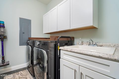 Tiny photo for 9541 Newbury Lane, Whitehouse, OH 43571 (MLS # 10004569)