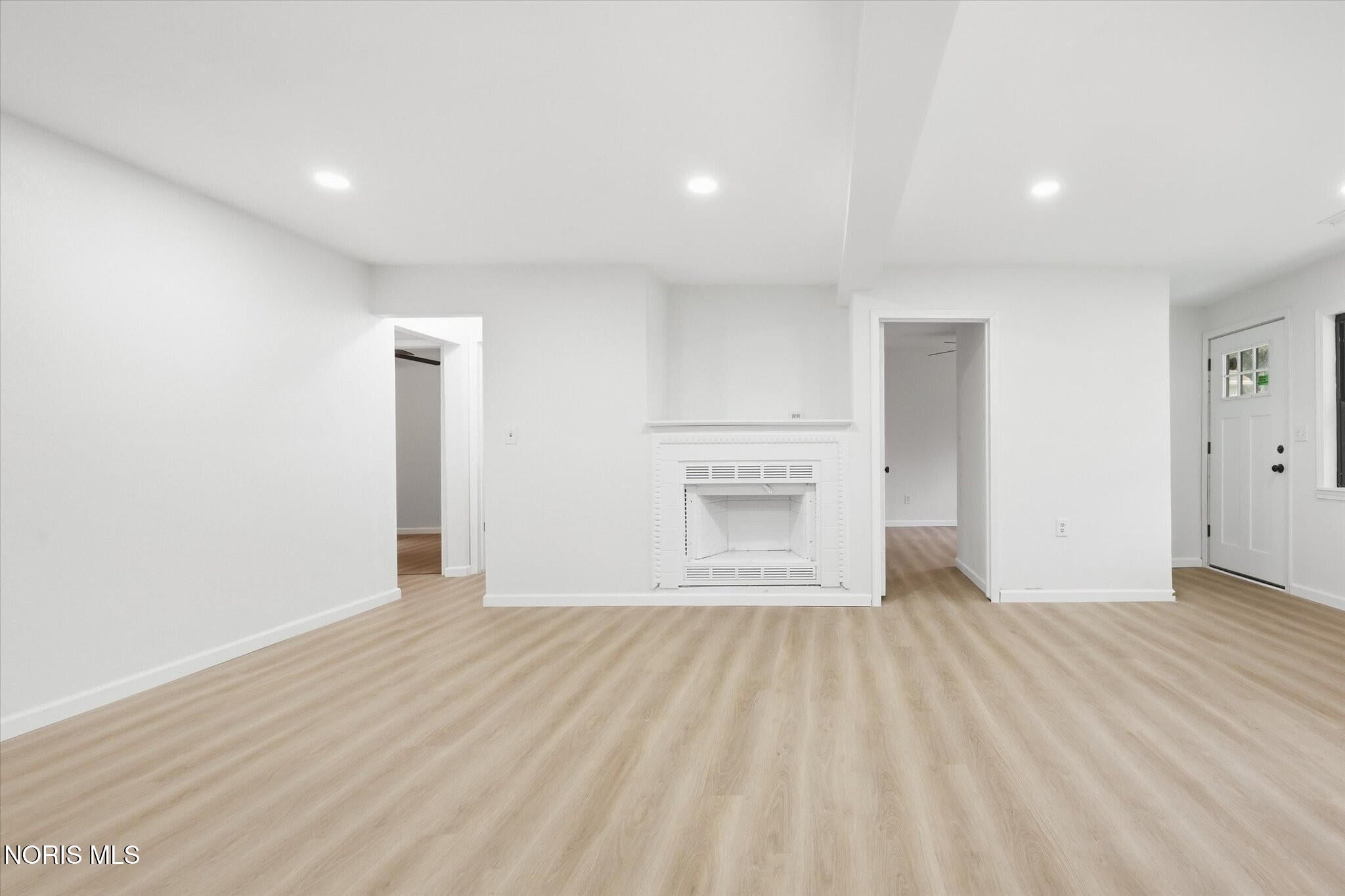 6125 Bryan Road
