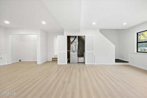 Tiny photo for 6125 Bryan Road, Oregon, OH 43616 (MLS # 10013690)