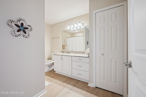Tiny photo for 8334 Ledgestone Avenue #8334, Sylvania, OH 43560 (MLS # 10000277)