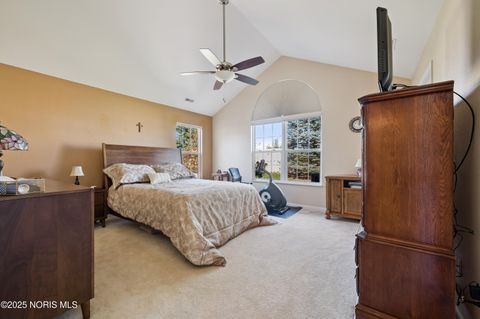 Tiny photo for 8334 Ledgestone Avenue #8334, Sylvania, OH 43560 (MLS # 10000277)