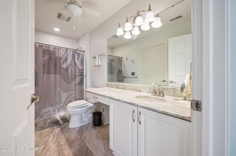 Tiny photo for 8334 Ledgestone Avenue #8334, Sylvania, OH 43560 (MLS # 10000277)