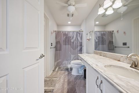 Tiny photo for 8334 Ledgestone Avenue #8334, Sylvania, OH 43560 (MLS # 10000277)